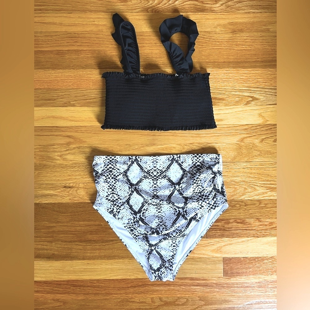 Summer Mae High Waist Bikini Swimsuit Size M Medium